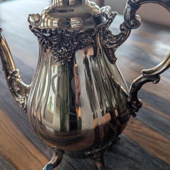 Vintage Baroque by Wallace Silver Plate Tea Pot - Picture 4 of 11
